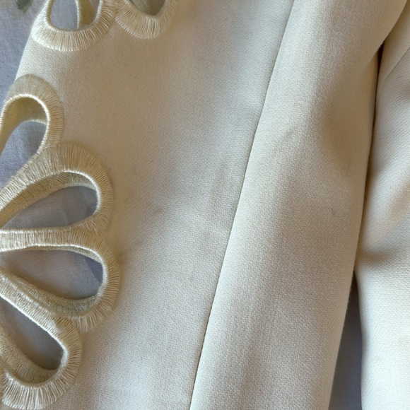 BB Dakota by Steve Madden Floral Cut Out Ivory Blazer - Picture 13 of 16